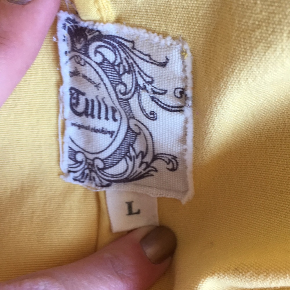 Yellow jacket! - Picture 5 of 5